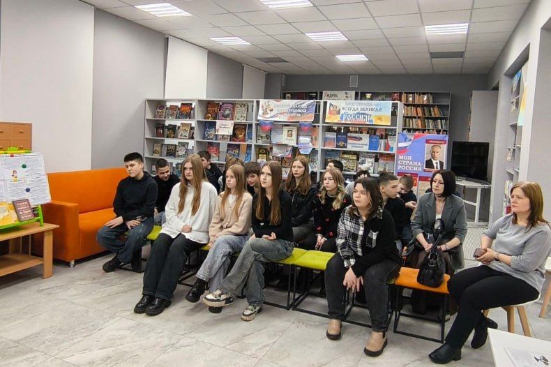 В Свердловской центральной городской библиотеке для детей проведена презентация-беседа «Вирус сквернословия» В Свердловской центральной городской библиотеке для детей проведена презентация-беседа «Вирус сквернословия»