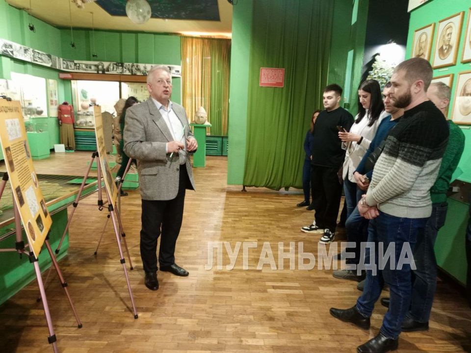 В Луганском краеведческом музее открылась выставка «Скифы – повелители степей» В Луганском краеведческом музее открылась выставка «Скифы – повелители степей»