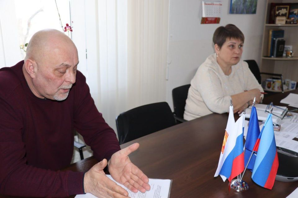 Яна Сылкина: Всегда ответственно подхожу к встречам с руководителями первичных отделений партии "ЕДИНАЯ РОССИЯ" Яна Сылкина: Всегда ответственно подхожу к встречам с руководителями первичных отделений партии "ЕДИНАЯ РОССИЯ"