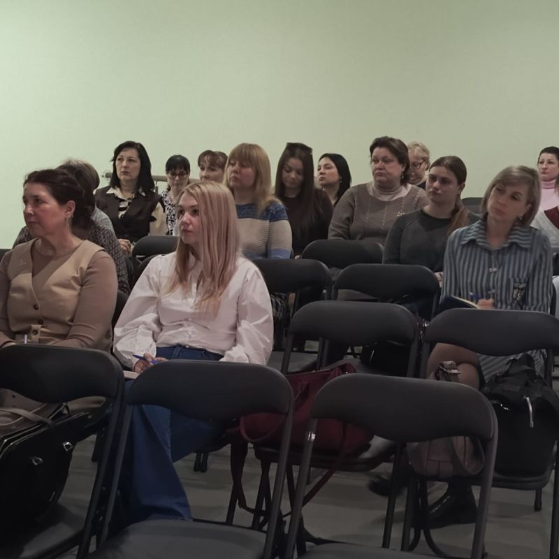 В Краснодоне состоялось профилактическое мероприятие для представителей учебных учреждений муниципального округа В Краснодоне состоялось профилактическое мероприятие для представителей учебных учреждений муниципального округа