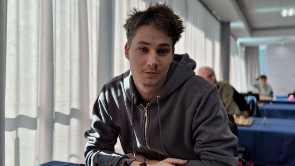 Шахматист из Антрацита достойно выступил на чемпионате ЮФО Шахматист из Антрацита достойно выступил на чемпионате ЮФО