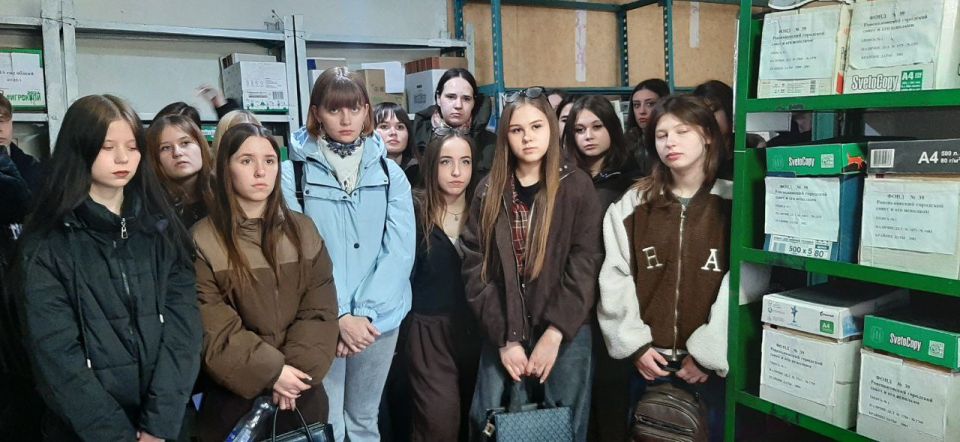 11 марта 2026 года в архивном отделе Администрации городского округа город Ровеньки состоялась увлекательная экскурсия для студентов Ровеньковского колледжа (филиал) ФГБОУ ВО «Луганский государственный педагогический... 11 марта 2026 года в архивном отделе Администрации городского округа город Ровеньки состоялась увлекательная экскурсия для студентов Ровеньковского колледжа (филиал) ФГБОУ ВО «Луганский государственный педагогический...
