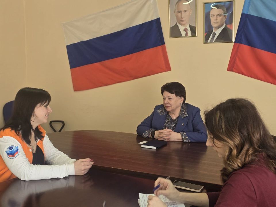 Зинаида Наден: Сегодня в общественной приемной "Единой России" Белокуракинского муниципального округа провела прием граждан по актуальным вопросам Зинаида Наден: Сегодня в общественной приемной "Единой России" Белокуракинского муниципального округа провела прием граждан по актуальным вопросам