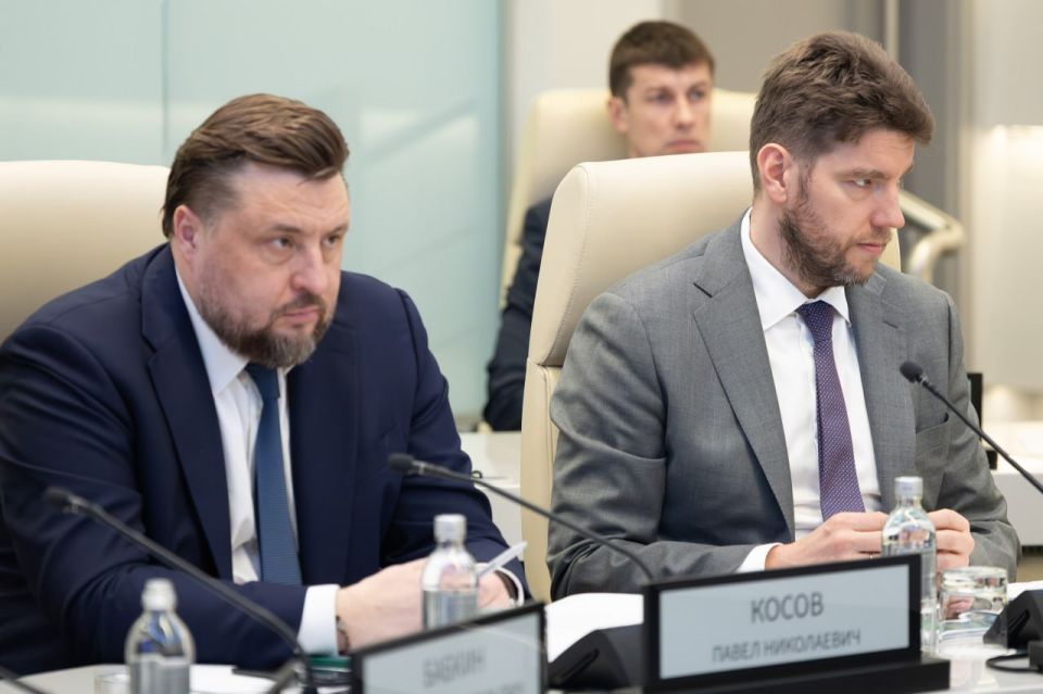 Правительство России сохраняет и развивает меры поддержки для обеспечения фермеров современной и доступной отечественной техникой Правительство России сохраняет и развивает меры поддержки для обеспечения фермеров современной и доступной отечественной техникой