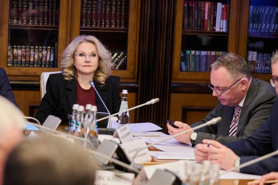 Министр культуры России Ольга Любимова приняла участие в заседании оргкомитета по празднованию 300-летия со дня рождения Екатерины II Министр культуры России Ольга Любимова приняла участие в заседании оргкомитета по празднованию 300-летия со дня рождения Екатерины II