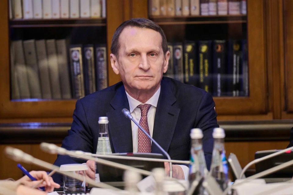 Министр культуры России Ольга Любимова приняла участие в заседании оргкомитета по празднованию 300-летия со дня рождения Екатерины II Министр культуры России Ольга Любимова приняла участие в заседании оргкомитета по празднованию 300-летия со дня рождения Екатерины II