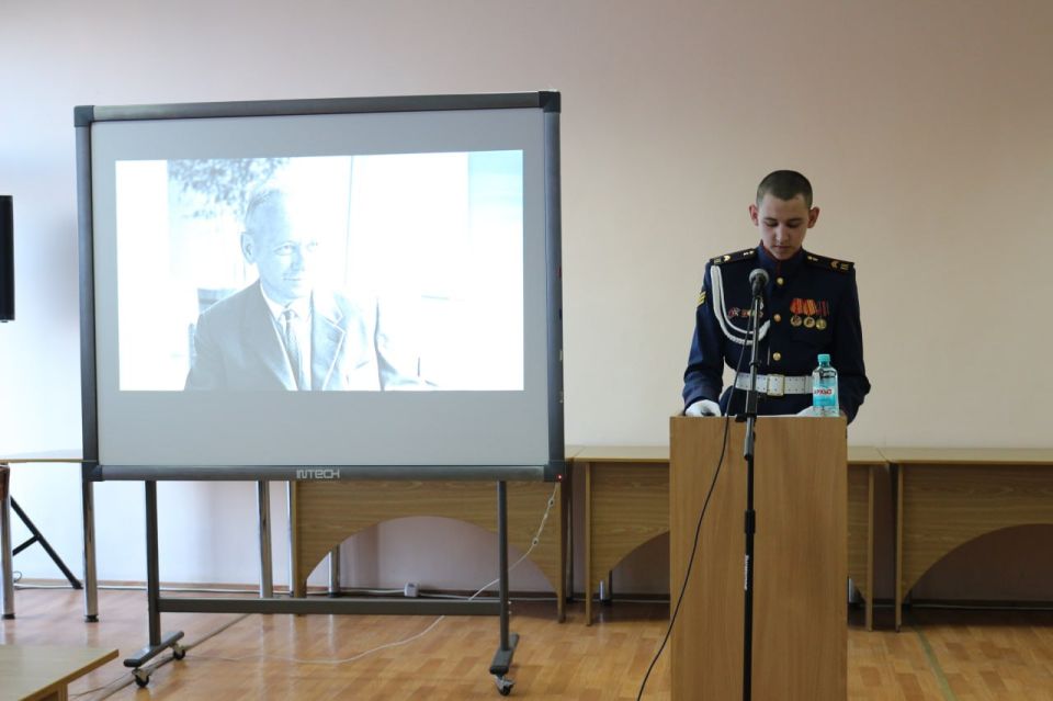 Форум «Через книгу к миру и согласию» объединил ценителей православной книги в Луганске Форум «Через книгу к миру и согласию» объединил ценителей православной книги в Луганске