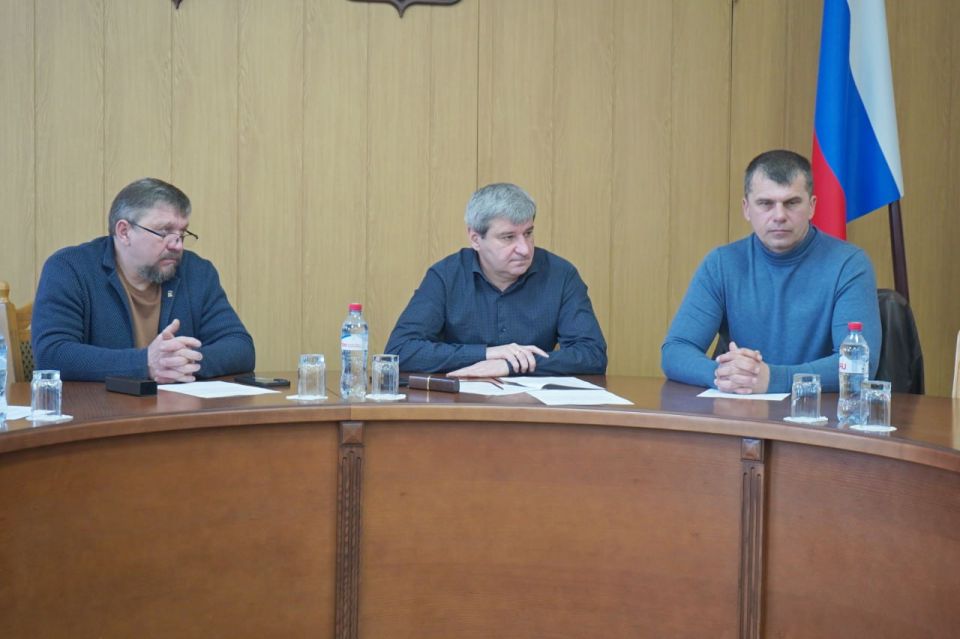 Состоялось заседание постоянной комиссии по бюджетной, финансовой, налоговой и имущественной политике Состоялось заседание постоянной комиссии по бюджетной, финансовой, налоговой и имущественной политике