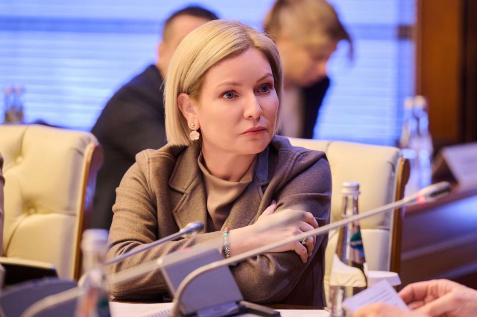 Татьяна Голикова и Сергей Нарышкин провели заседание оргкомитета по празднованию 300-летия со дня рождения Екатерины II Татьяна Голикова и Сергей Нарышкин провели заседание оргкомитета по празднованию 300-летия со дня рождения Екатерины II