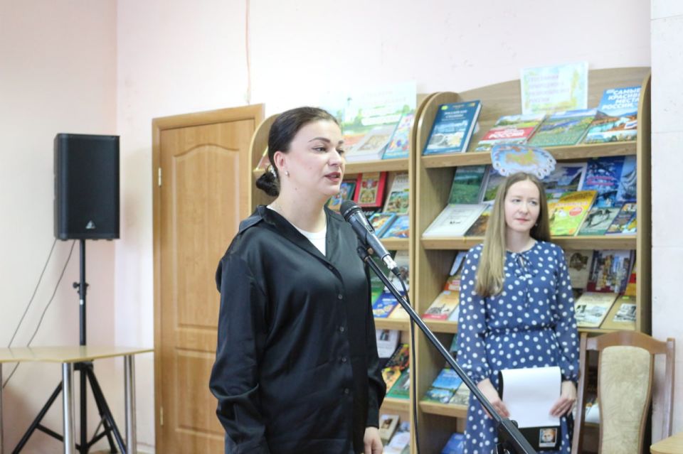 Форум «Через книгу к миру и согласию» объединил ценителей православной книги в Луганске Форум «Через книгу к миру и согласию» объединил ценителей православной книги в Луганске