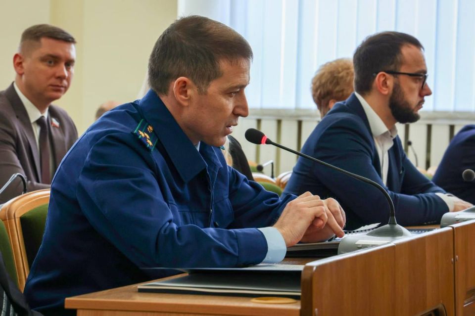 111 Сергей Чернозуб представил Народному Совету региона отчёт по итогам проделанной республиканским МВД работы за 2025 год 111 Сергей Чернозуб представил Народному Совету региона отчёт по итогам проделанной республиканским МВД работы за 2025 год