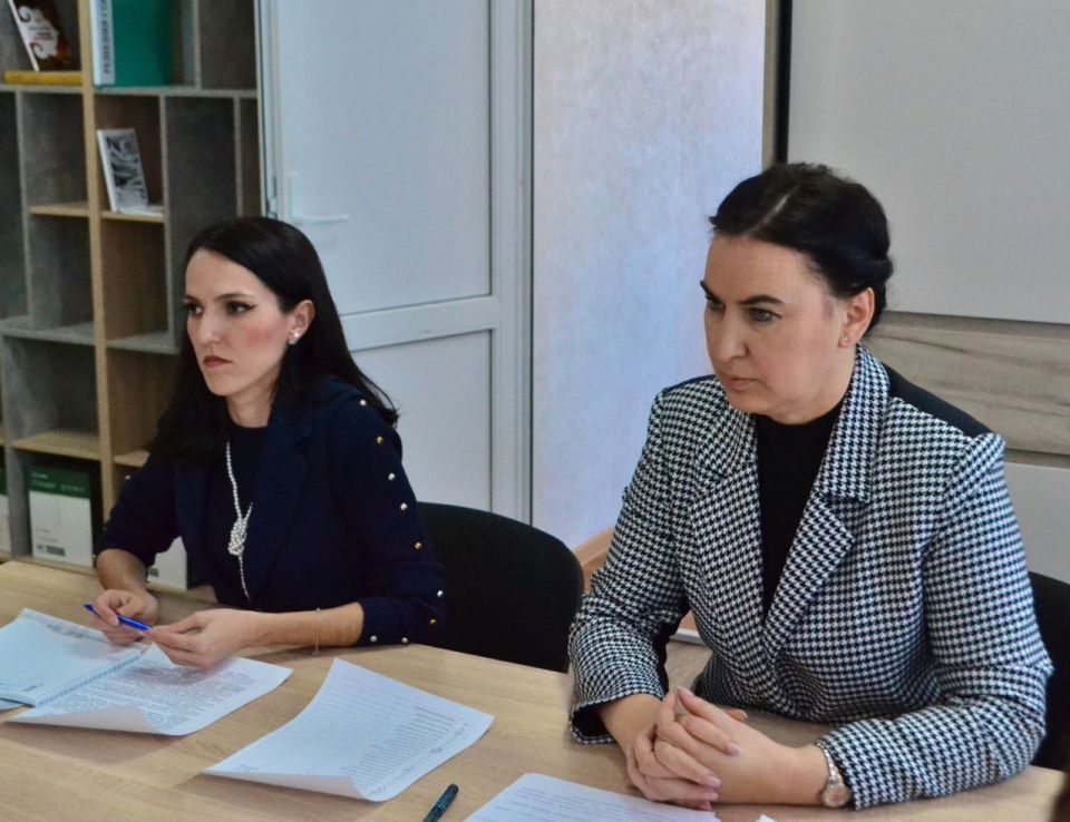 В Совете города Луганска состоялось заседание постоянных комиссий В Совете города Луганска состоялось заседание постоянных комиссий