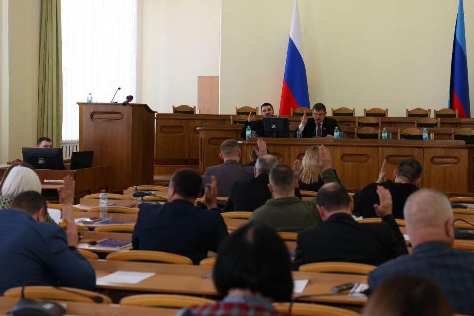 Галина Дуброва: Заседание Народного Совета: имущество, отчет МВД и «болевые точки» ЖКХ Галина Дуброва: Заседание Народного Совета: имущество, отчет МВД и «болевые точки» ЖКХ