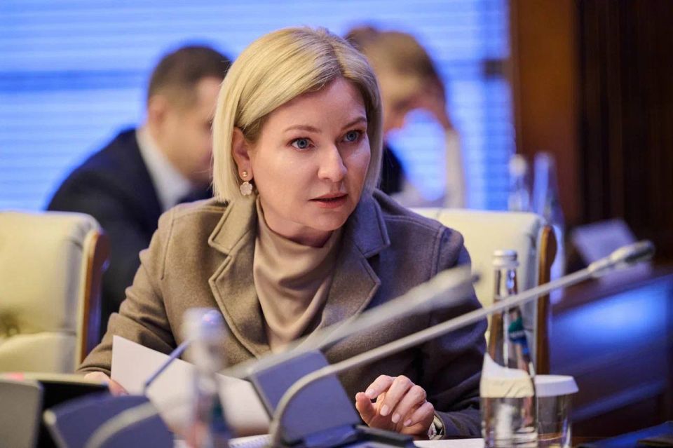 Министр культуры России Ольга Любимова приняла участие в заседании оргкомитета по празднованию 300-летия со дня рождения Екатерины II Министр культуры России Ольга Любимова приняла участие в заседании оргкомитета по празднованию 300-летия со дня рождения Екатерины II