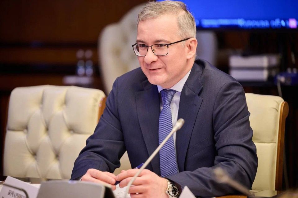 Министр культуры России Ольга Любимова приняла участие в заседании оргкомитета по празднованию 300-летия со дня рождения Екатерины II Министр культуры России Ольга Любимова приняла участие в заседании оргкомитета по празднованию 300-летия со дня рождения Екатерины II