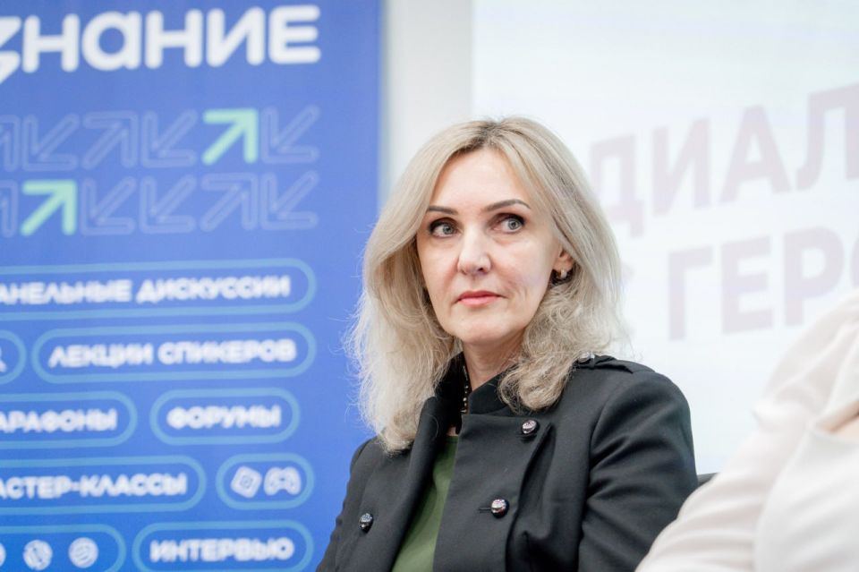 Наталия Пащенко: Екатерина Аксёнова приняла участие в проекте «Диалоги с героинями» Наталия Пащенко: Екатерина Аксёнова приняла участие в проекте «Диалоги с героинями»
