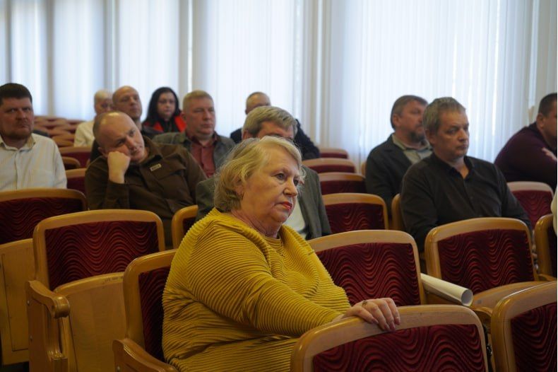 В Свердловском округе обсудили реорганизацию образовательных учреждений: создание укрупненных образовательных организаций В Свердловском округе обсудили реорганизацию образовательных учреждений: создание укрупненных образовательных организаций