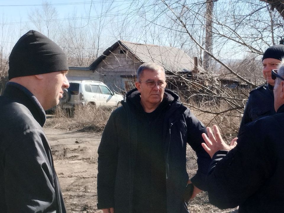 Виталий Михайлов: Вместе со специалистами обсудили ход ликвидации последствий удара БПЛА по жилому многоквартирному дому в Перевальске Виталий Михайлов: Вместе со специалистами обсудили ход ликвидации последствий удара БПЛА по жилому многоквартирному дому в Перевальске