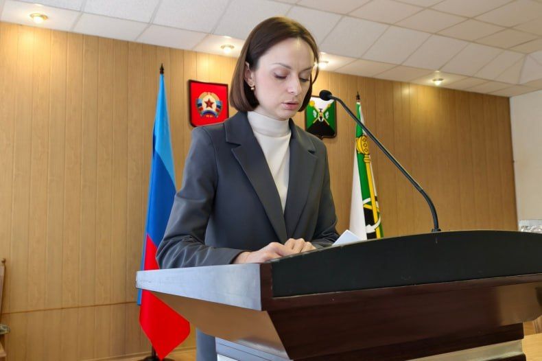 Состоялось 43-е заседание Совета депутатов Свердловского муниципального округа Состоялось 43-е заседание Совета депутатов Свердловского муниципального округа