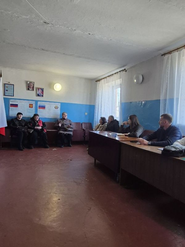 Галина Дуброва: В рамках Всероссийского приема граждан ЛДПР провела встречу в селе Шелковая Протока Лутугинского муниципалитета Галина Дуброва: В рамках Всероссийского приема граждан ЛДПР провела встречу в селе Шелковая Протока Лутугинского муниципалитета