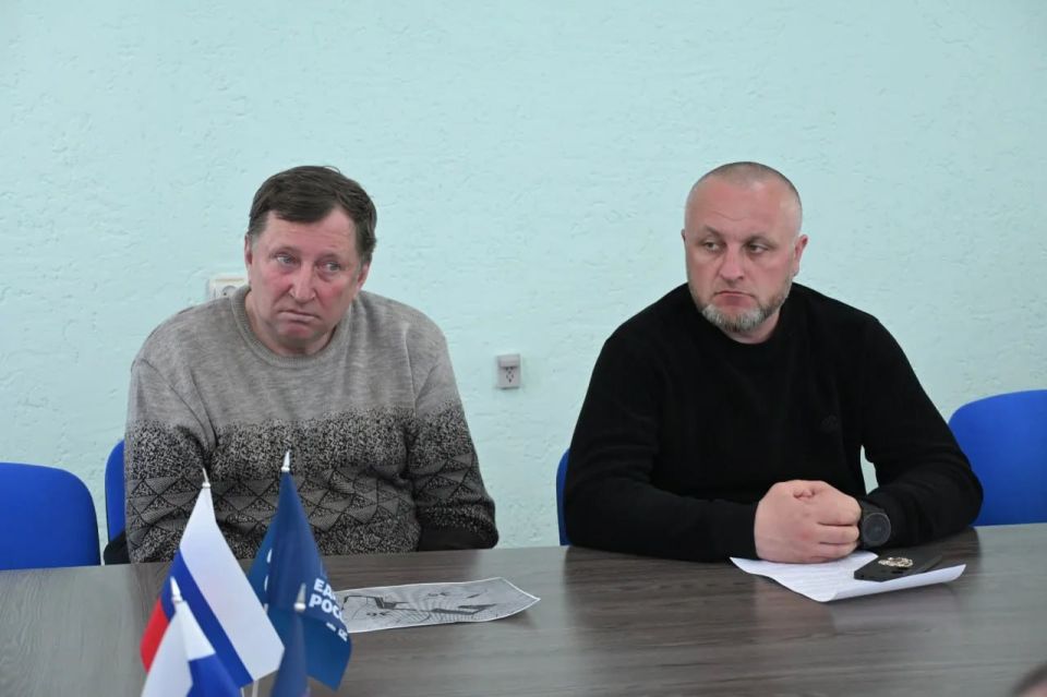 В Брянке состоялась рабочая встреча специалистов Минприроды ЛНР с представителями местной администрации, казачества и городской общественности В Брянке состоялась рабочая встреча специалистов Минприроды ЛНР с представителями местной администрации, казачества и городской общественности