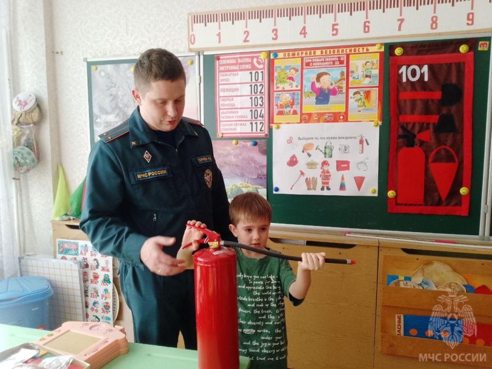 Чем раньше начать обучать основам безопасности, тем меньше пожаров произойдет в будущем Чем раньше начать обучать основам безопасности, тем меньше пожаров произойдет в будущем