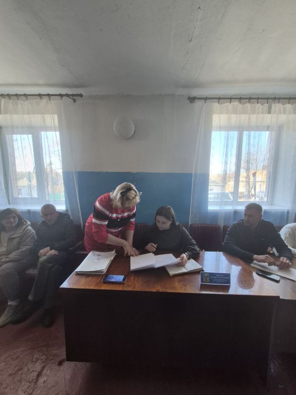 Галина Дуброва: В рамках Всероссийского приема граждан ЛДПР провела встречу в селе Шелковая Протока Лутугинского муниципалитета Галина Дуброва: В рамках Всероссийского приема граждан ЛДПР провела встречу в селе Шелковая Протока Лутугинского муниципалитета
