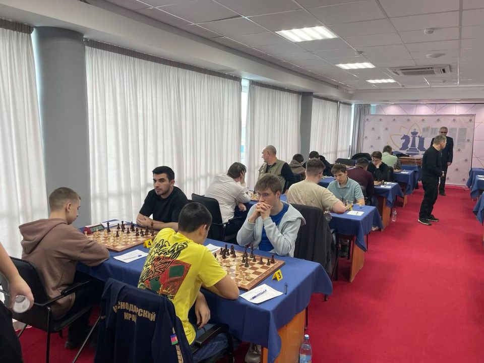 Долгожданный прорыв: сборная ЛНР вернулась с Чемпионата ЮФО по шахматам с призовым местом! Долгожданный прорыв: сборная ЛНР вернулась с Чемпионата ЮФО по шахматам с призовым местом!