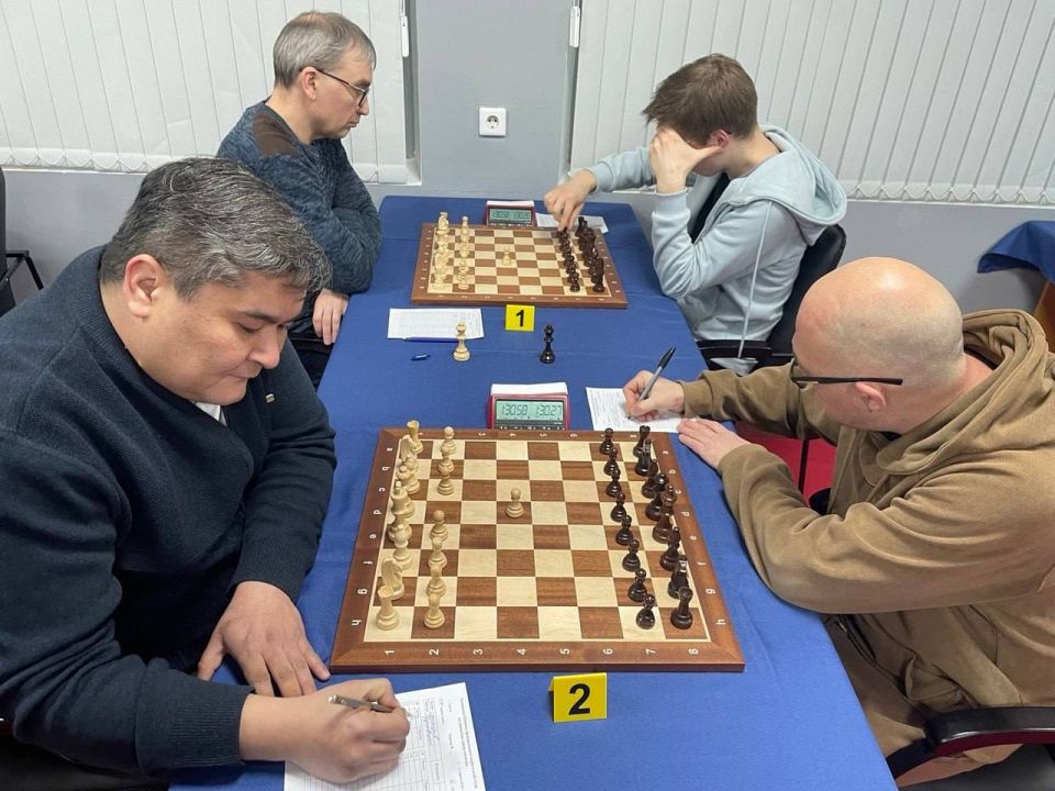 Долгожданный прорыв: сборная ЛНР вернулась с Чемпионата ЮФО по шахматам с призовым местом! Долгожданный прорыв: сборная ЛНР вернулась с Чемпионата ЮФО по шахматам с призовым местом!