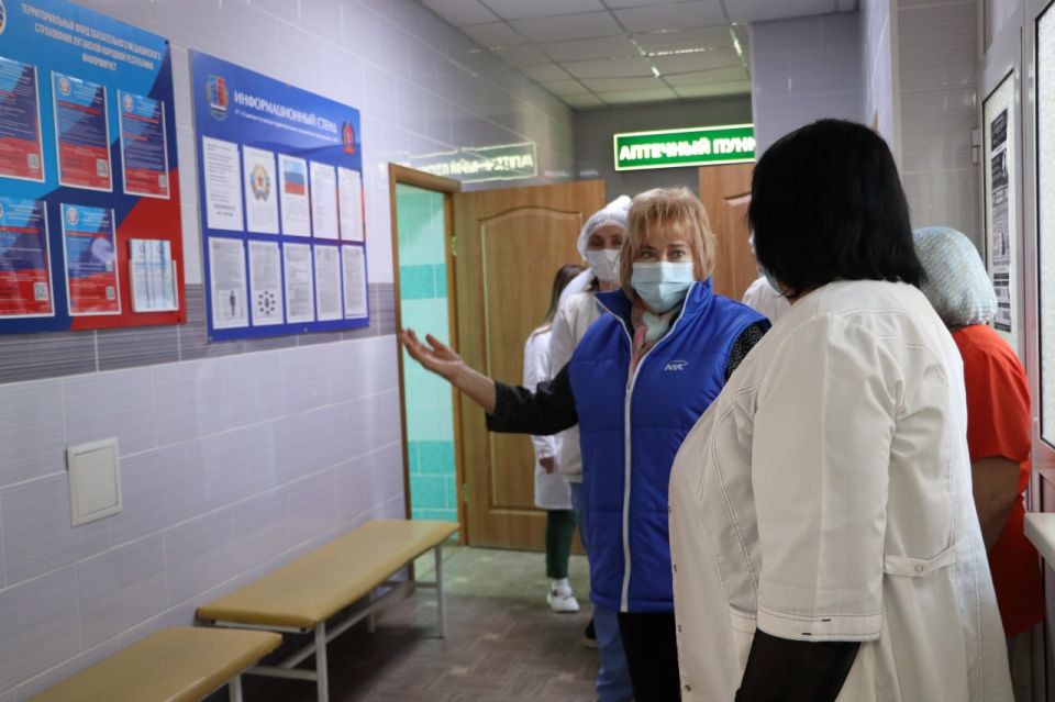 Единороссы ознакомились с ходом диспансеризации участников СВО и населения в Петровской больнице Единороссы ознакомились с ходом диспансеризации участников СВО и населения в Петровской больнице
