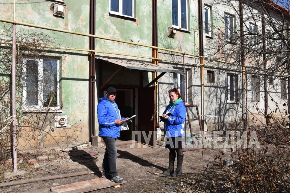 Первомайские единороссы следят за ходом восстановления жилого фонда Первомайские единороссы следят за ходом восстановления жилого фонда