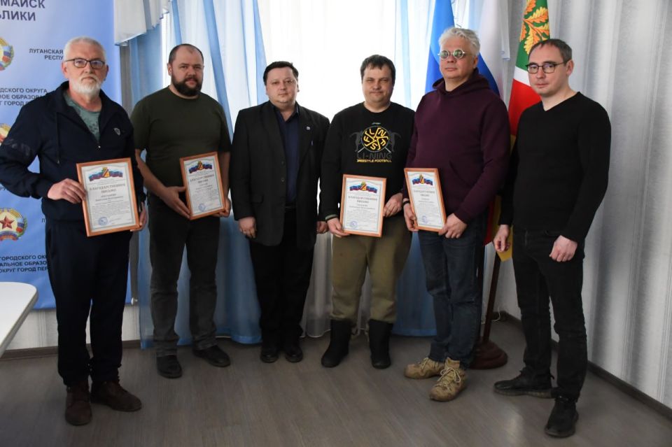 С чувством выполненного долга и успешно справившись с поставленными задачами, завершила свою работу в нашем муниципалитете очередная аварийная бригада из Калужской области С чувством выполненного долга и успешно справившись с поставленными задачами, завершила свою работу в нашем муниципалитете очередная аварийная бригада из Калужской области