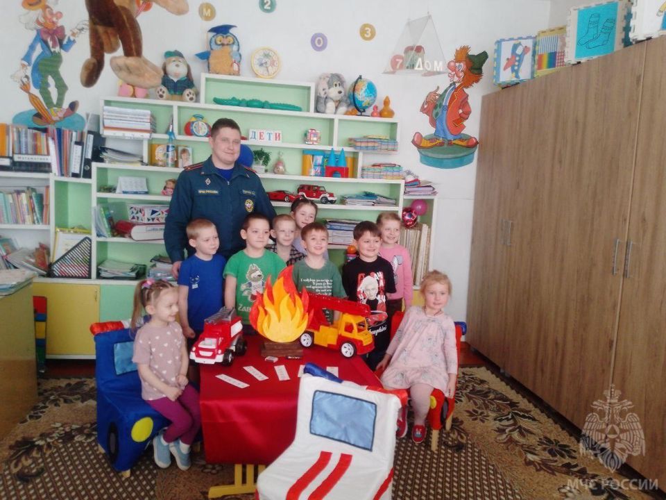 Чем раньше начать обучать основам безопасности, тем меньше пожаров произойдет в будущем Чем раньше начать обучать основам безопасности, тем меньше пожаров произойдет в будущем