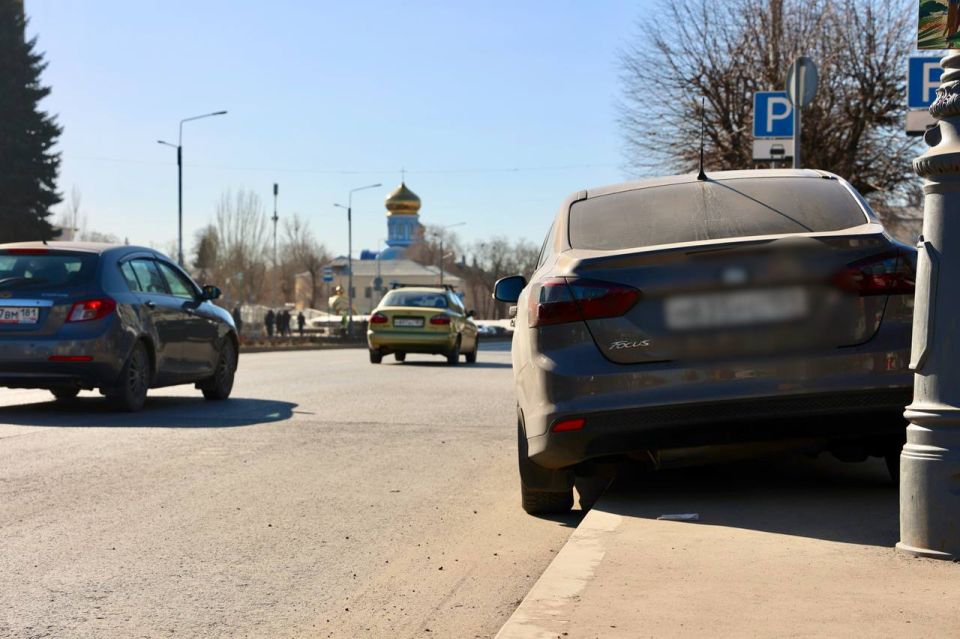 111111 Госавтоинспекторы в столице ЛНР провели рейд по выявлению нарушителей правил остановки и стоянки авто 111111 Госавтоинспекторы в столице ЛНР провели рейд по выявлению нарушителей правил остановки и стоянки авто