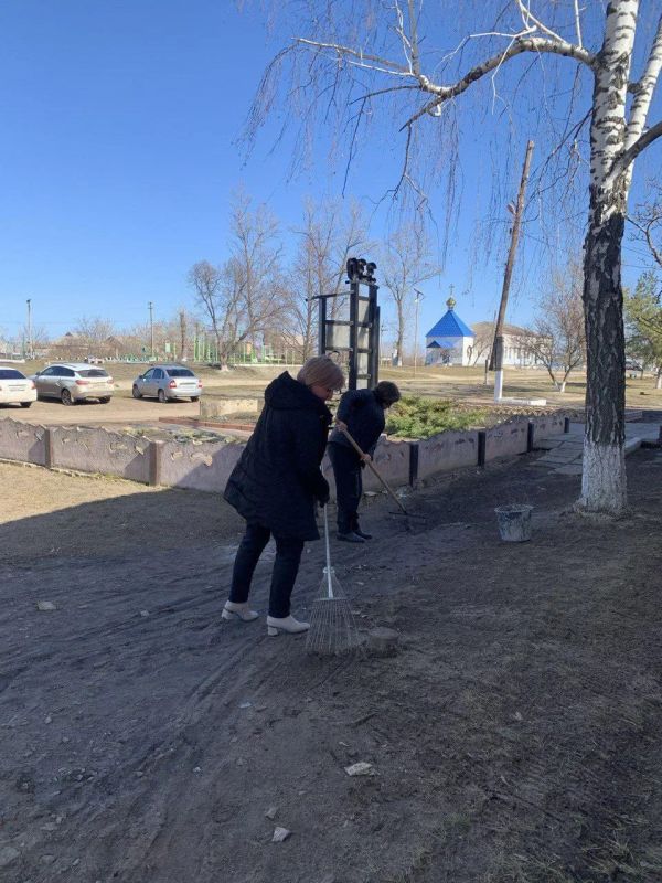Владимир Чернев: Благодаря вашей поддержке инициатива по проведению месяца экологии набирает новые обороты! Рад отметить, что к акции присоединились сотрудники отделов жизнеобеспечения, работающие в сельских территориях, а... Владимир Чернев: Благодаря вашей поддержке инициатива по проведению месяца экологии набирает новые обороты! Рад отметить, что к акции присоединились сотрудники отделов жизнеобеспечения, работающие в сельских территориях, а...