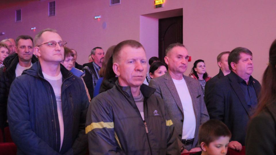 Яна Пащенко: В ДК им. Ленина состоялось торжественное мероприятие, посвященное Дню работника жилищно-коммунального хозяйства и бытового обслуживания населения Яна Пащенко: В ДК им. Ленина состоялось торжественное мероприятие, посвященное Дню работника жилищно-коммунального хозяйства и бытового обслуживания населения