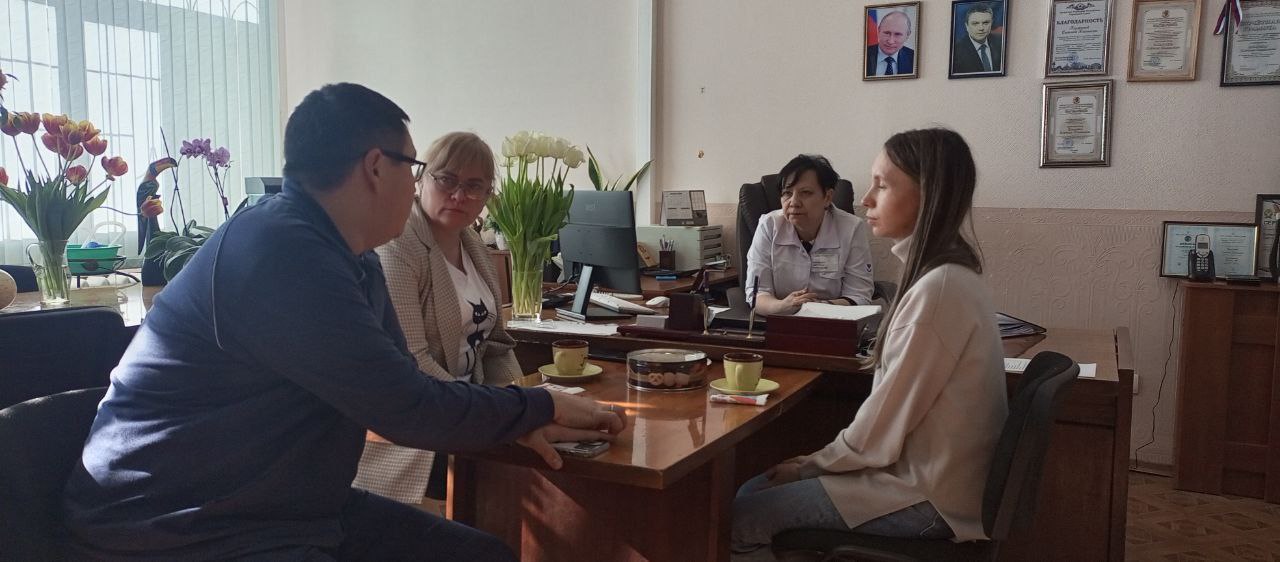 Рабочая группа НМИЦ терапии и профилактической медицины завершила трехдневный визит в Луганскую Народную Республику Рабочая группа НМИЦ терапии и профилактической медицины завершила трехдневный визит в Луганскую Народную Республику