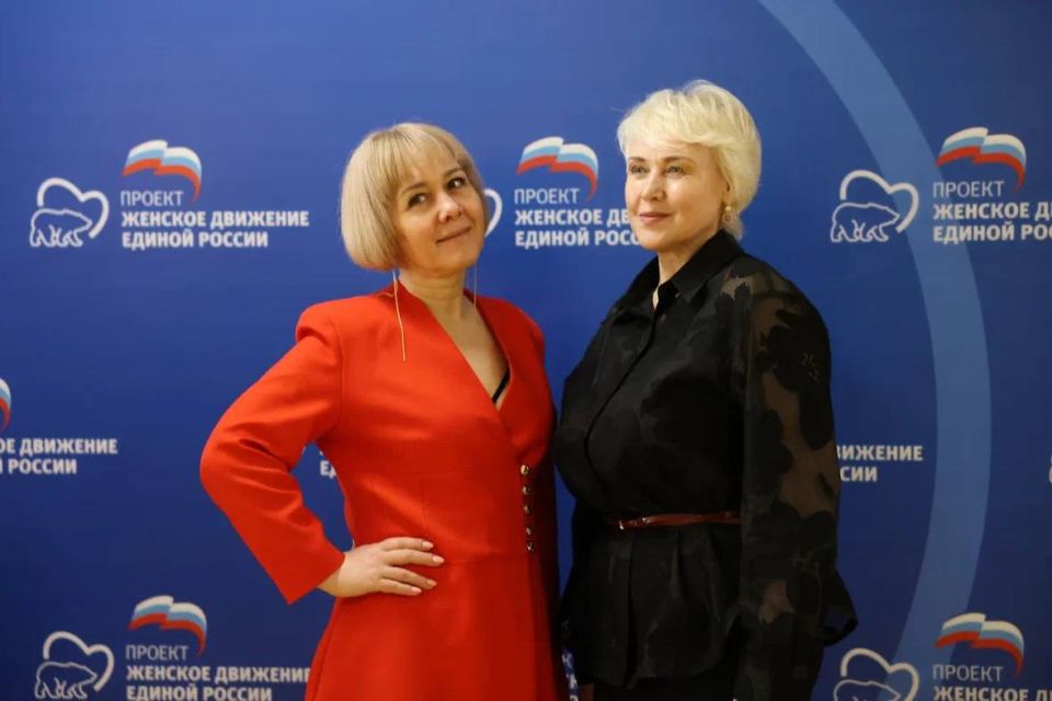 Дарья Лантратова: Активные женщины по всей стране готовят свои предложения в программу «Единой России» Дарья Лантратова: Активные женщины по всей стране готовят свои предложения в программу «Единой России»