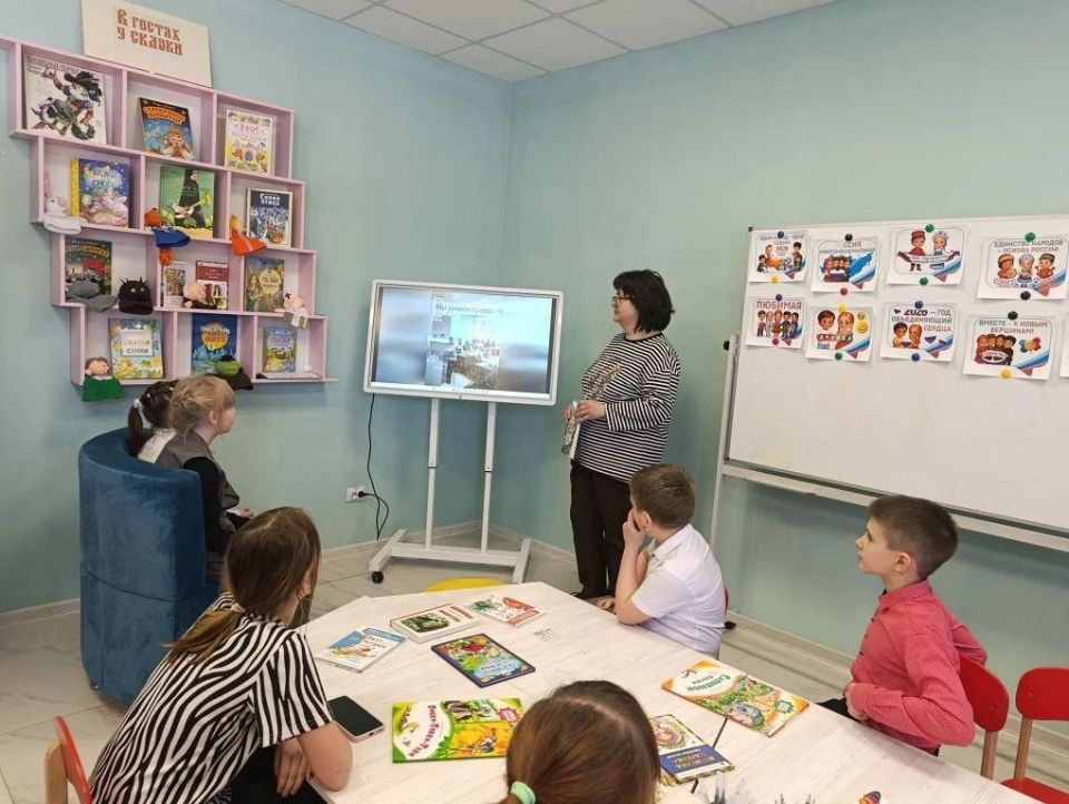 Современный мир полон сложных вопросов, особенно для молодёжи Современный мир полон сложных вопросов, особенно для молодёжи