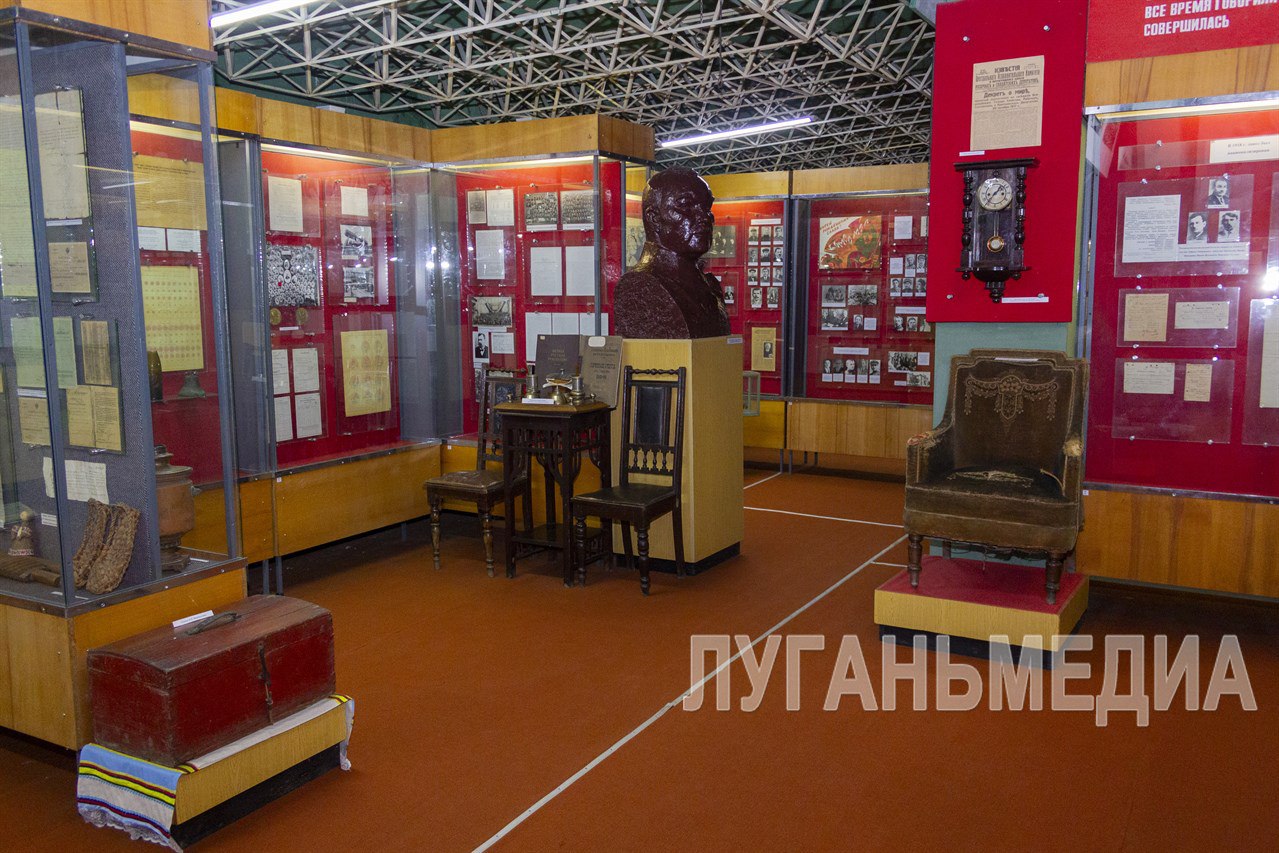 На заводе «Лугамаш» прошло внеурочное занятие «Разговоры о важном» На заводе «Лугамаш» прошло внеурочное занятие «Разговоры о важном»