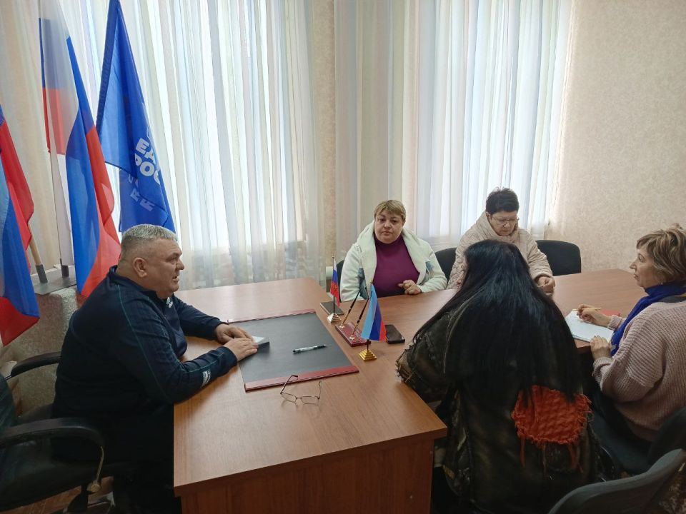В отделе жизнеобеспечения пгт Новодарьевка прошло рабочее совещание с руководителями образовательных и культурных учреждений В отделе жизнеобеспечения пгт Новодарьевка прошло рабочее совещание с руководителями образовательных и культурных учреждений