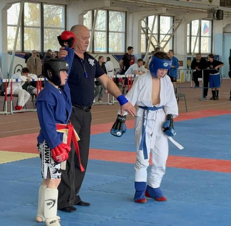 Воспитанники БК «Дружина» блестяще выступил на Чемпионате и Первенстве ЛНР по рукопашному бою Воспитанники БК «Дружина» блестяще выступил на Чемпионате и Первенстве ЛНР по рукопашному бою