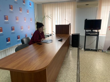 Альберт Зинченко: Первый заместитель Главы Станично-Луганского муниципального округа Анна Кулиш провела совещание с начальниками отделов жизнеобеспечения населенных пунктов и руководителями учреждений социальной сферы