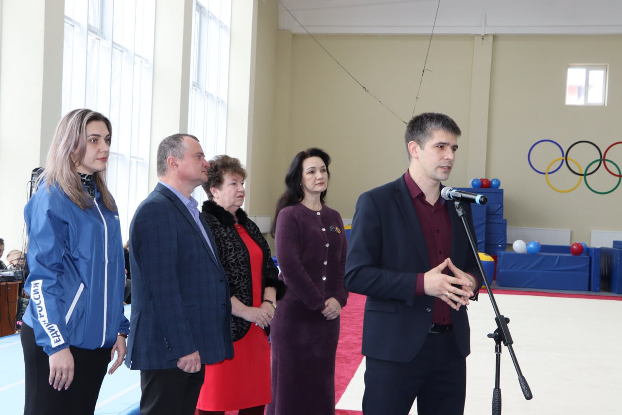 Наталия Жулинская: Сегодня в спортивной школе № 2 открыли после ремонта зал спортивной акробатики Наталия Жулинская: Сегодня в спортивной школе № 2 открыли после ремонта зал спортивной акробатики