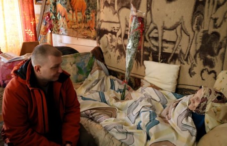 ������� �������: � �������� 100������ ������ �������� �������� ������� ��������