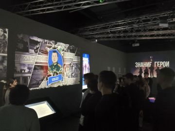 Северодонецкие школьники старших классов посетили мультимедийный парк «Россия — моя история» в Луганске