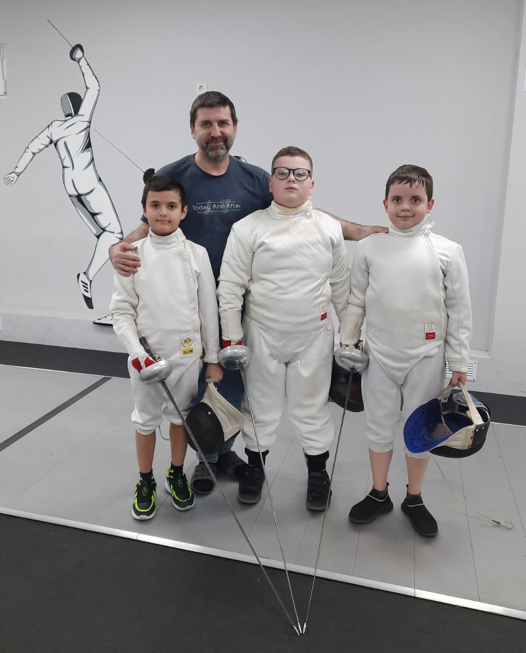 В соревнованиях среди мальчиков и девочек до 12 лет приняли участие 41 спортсмен В соревнованиях среди мальчиков и девочек до 12 лет приняли участие 41 спортсмен