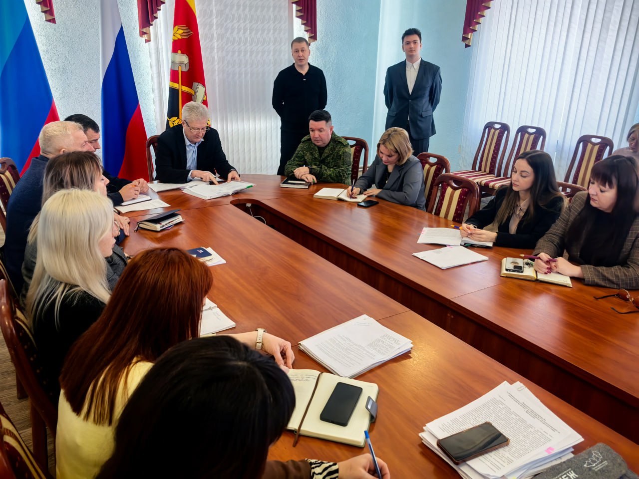 Сергей Козенко: Сегодня провел расширенное аппаратное совещание с руководителями структурных подразделений Администрации и начальниками управления и отделов по жизнеобеспечению Краснодонского муниципального округа Сергей Козенко: Сегодня провел расширенное аппаратное совещание с руководителями структурных подразделений Администрации и начальниками управления и отделов по жизнеобеспечению Краснодонского муниципального округа