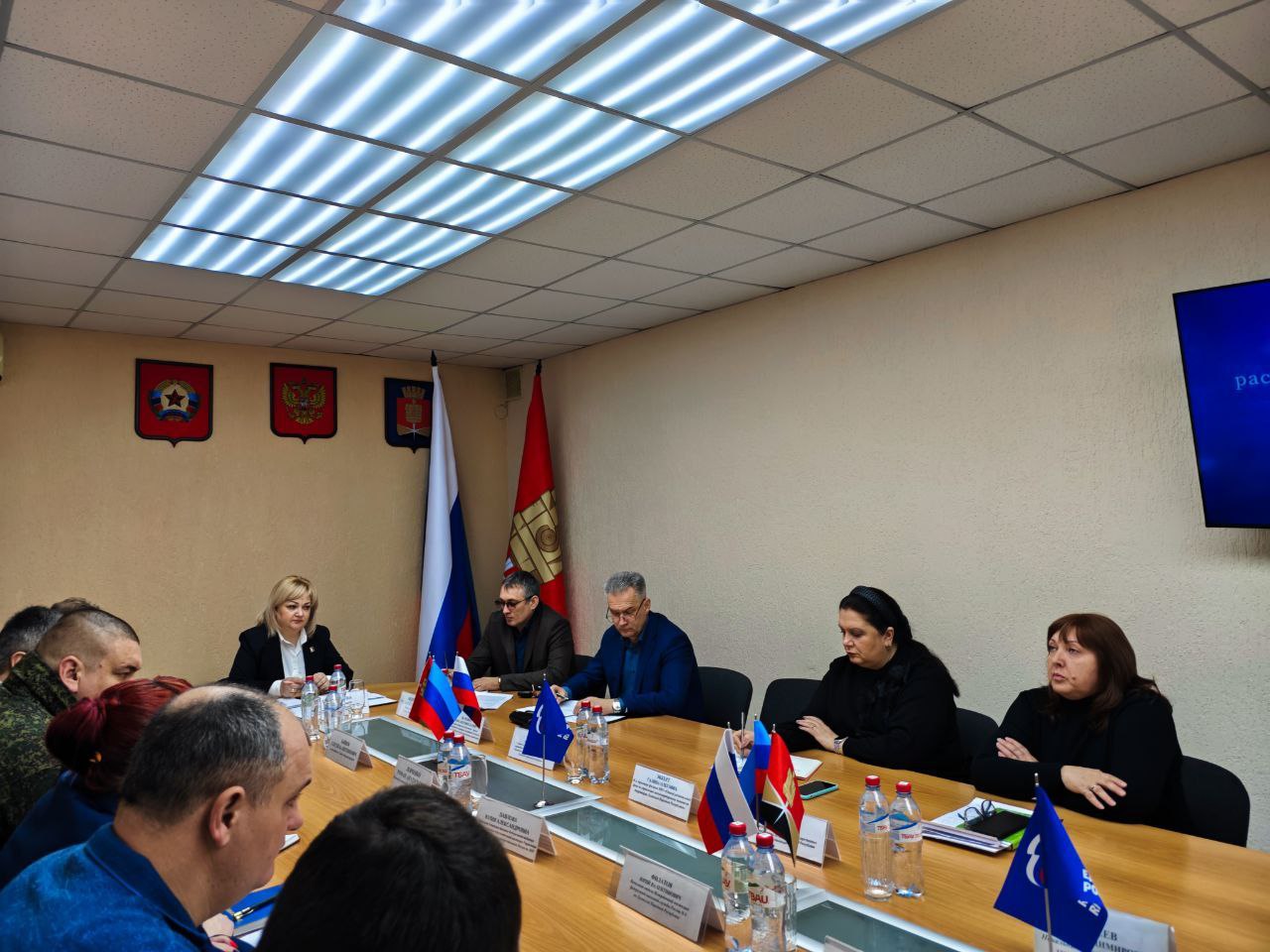 Светлана Гребенькова: Рабочую неделю начала с расширенного аппаратного совещания с руководителями предприятий и учреждений, организаций города, чтобы обсудить самые злободневные темы и направления нашей общей работы на благо... Светлана Гребенькова: Рабочую неделю начала с расширенного аппаратного совещания с руководителями предприятий и учреждений, организаций города, чтобы обсудить самые злободневные темы и направления нашей общей работы на благо...