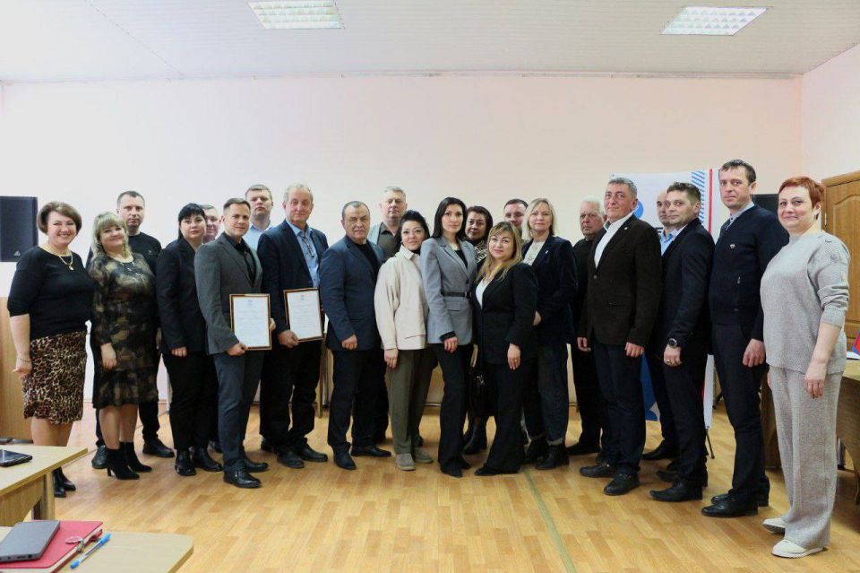 В Штабе общественной поддержки партии «Единая Россия» состоялось мероприятие, посвященное Дню работника ЖКХ В Штабе общественной поддержки партии «Единая Россия» состоялось мероприятие, посвященное Дню работника ЖКХ
